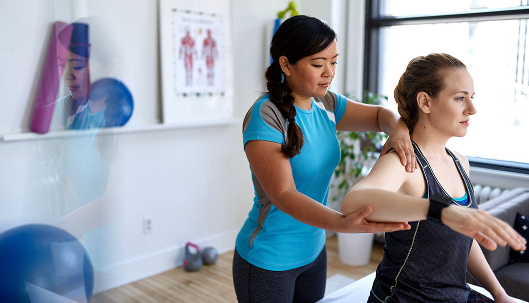 atabc athletictherapist injury female therapist 11